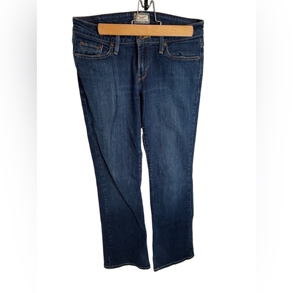 LEVI Women’s 545 dark wash denim jeans Low Boot Cut. - Size 8 Great Used Shape - Picture 1 of 8